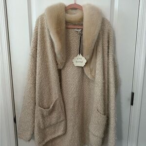 Knox Rose Cream Textured Cardigan with Faux Fur